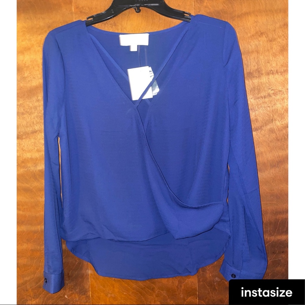 Dark blue long sleeve top